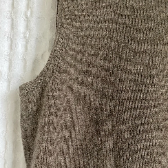 100% Merino Wool Sleeveless Turtleneck - Size S Petite - Picture 6 of 7